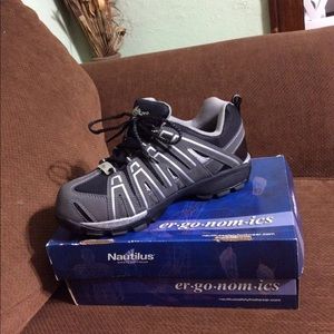 Nautilus shoes
